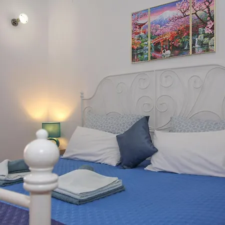 Ane In - Istrien בית הארחה פולה